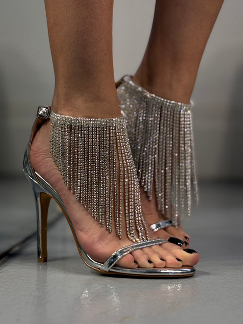 MILLION SILVER SANDALET 🥂